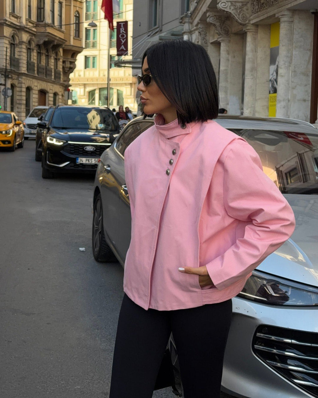 Kadın Pudra Pembe Hakim Yaka Asimetrik Düğmeli Oversize Ceket